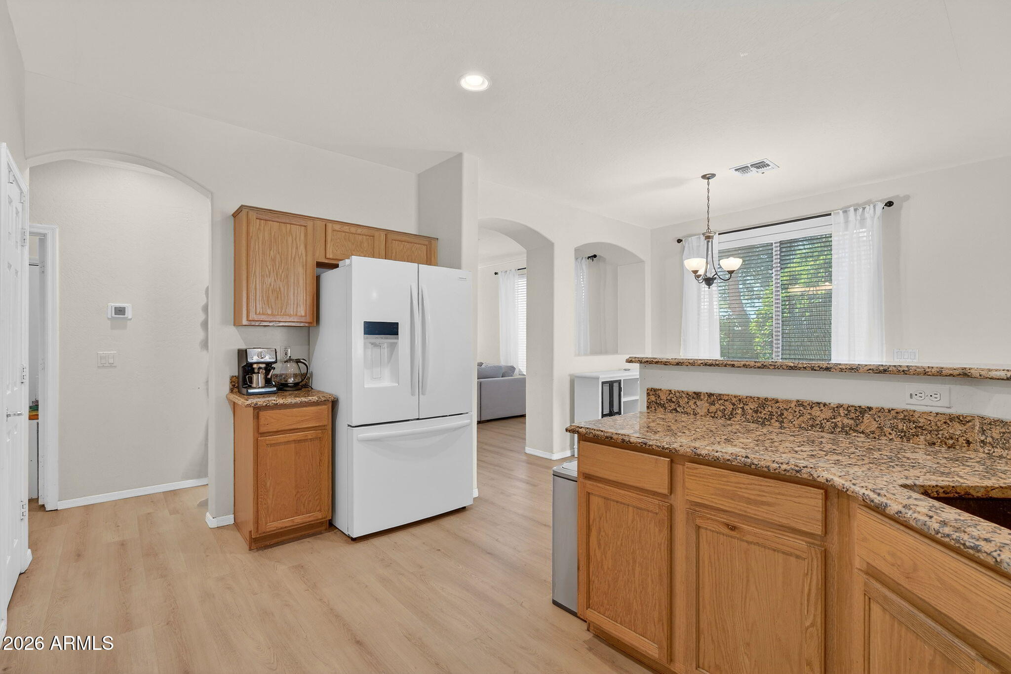 3234 East Lark Court Gilbert, AZ 85297 - Photo 7 of 29 8-web-or-mls-24-E Lark Ct