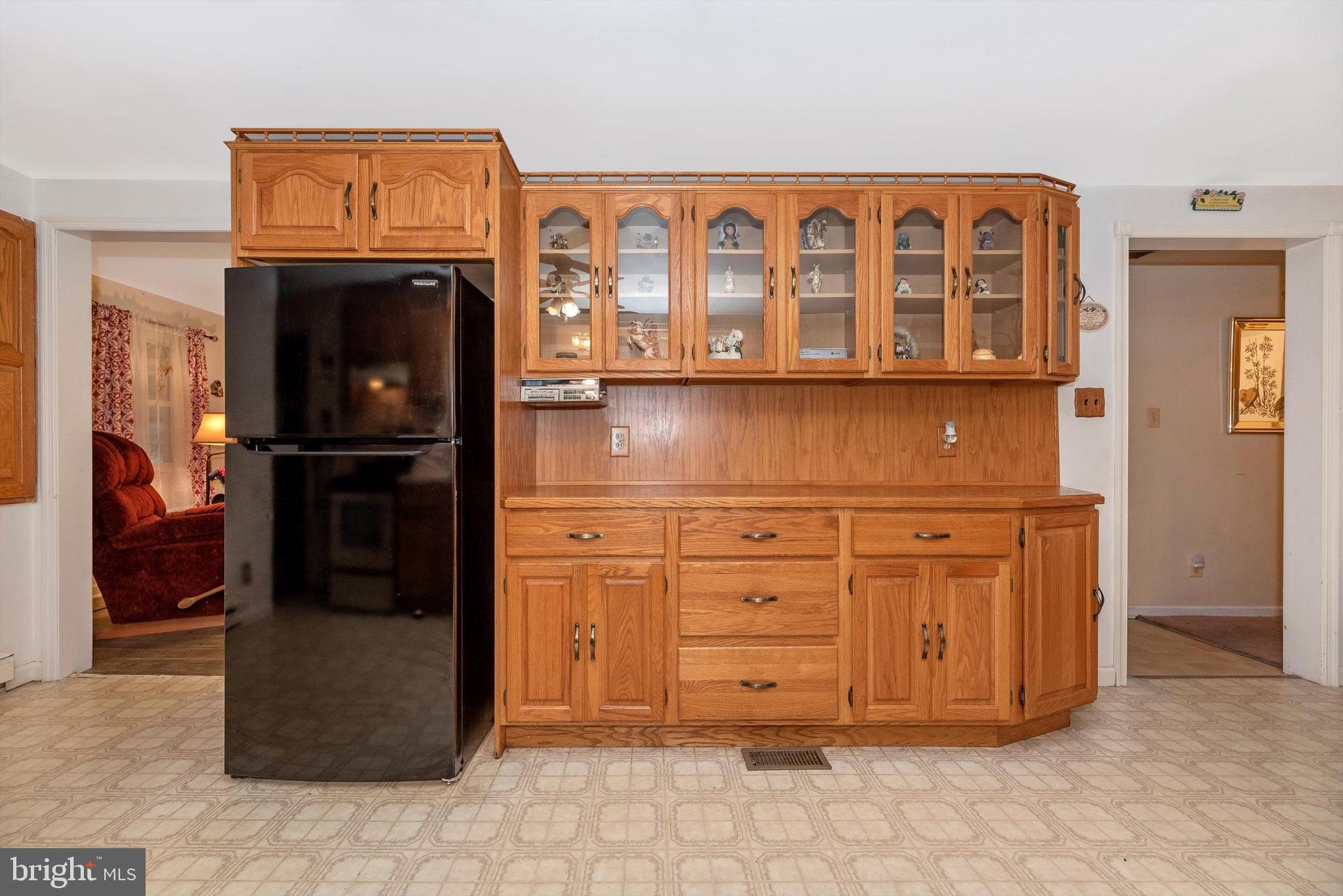 8434 Reno Monument Road Middletown, MD 21769 - Photo 14 of 44 Lots of Cabinet Space