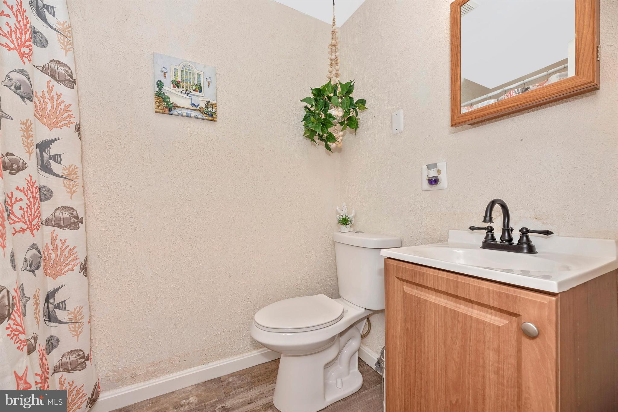 8434 Reno Monument Road Middletown, MD 21769 - Photo 25 of 44 Hall Full bath