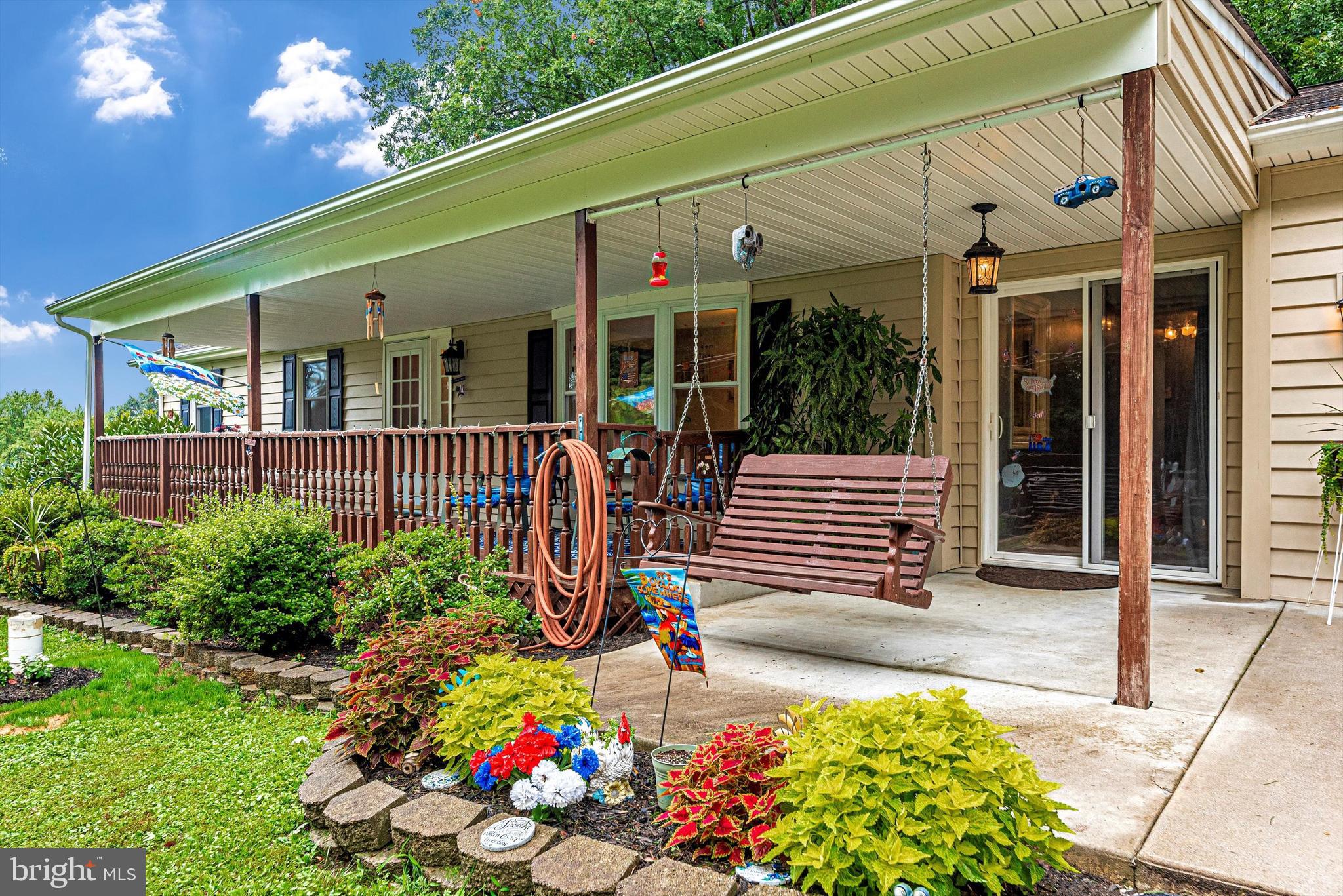 8434 Reno Monument Road Middletown, MD 21769 - Photo 4 of 44 Welcoming Front Porch