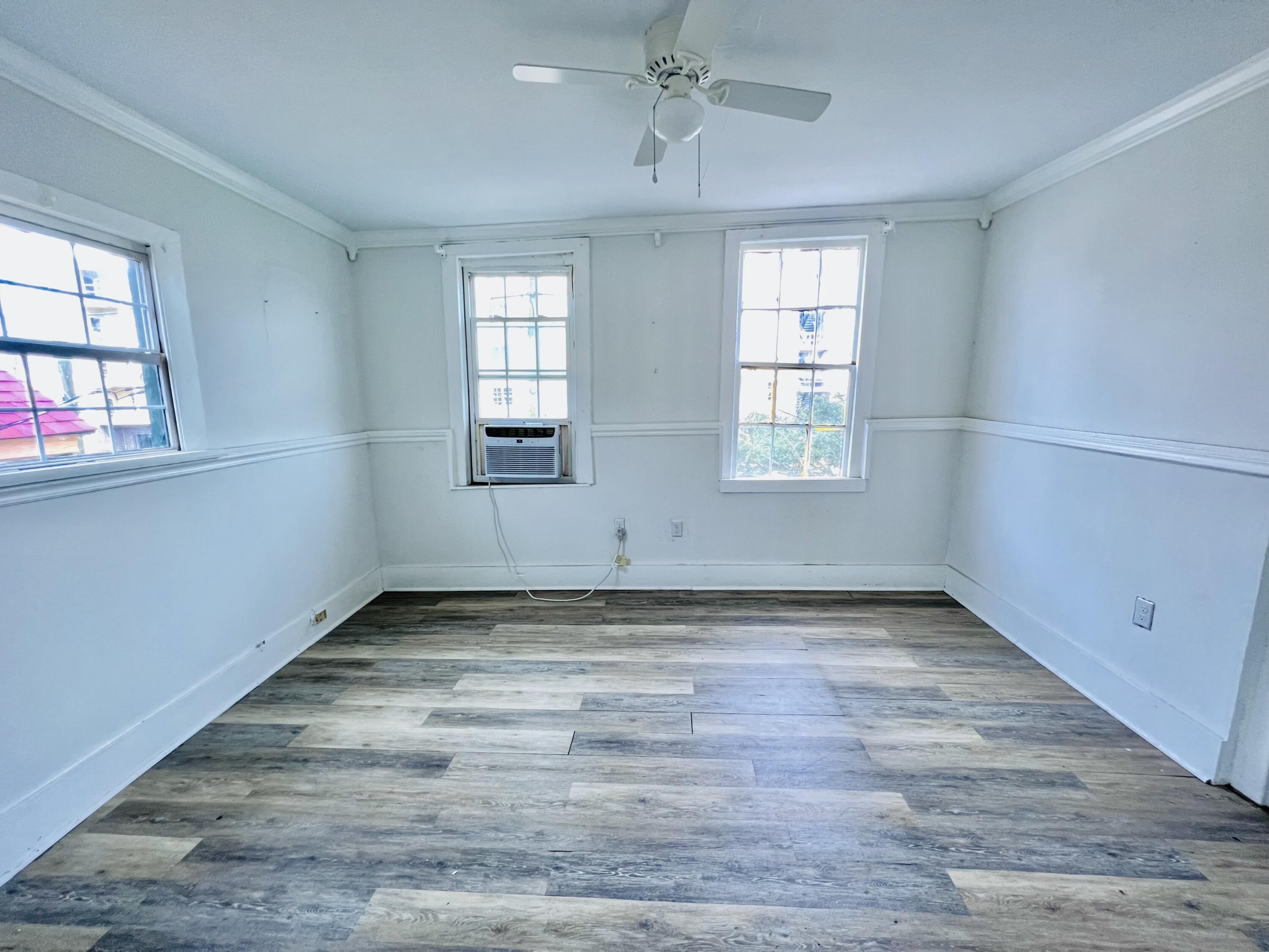 68 Lee Street, Unit A&B Charleston, SC 29403 - Photo 8 of 33 IMG_7604