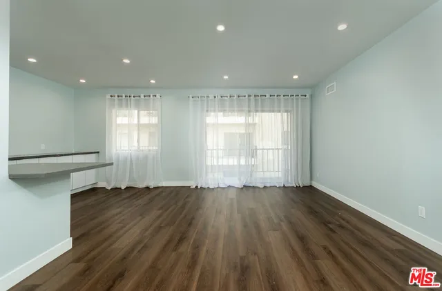 $549,900 | 1115 South Elm Drive, Unit 417, Los Angeles, CA 90035