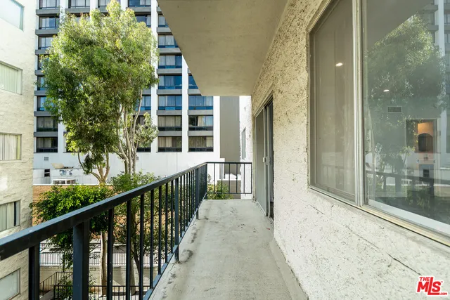 $549,900 | 1115 South Elm Drive, Unit 417, Los Angeles, CA 90035