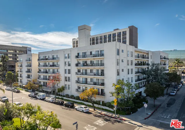 $549,900 | 1115 South Elm Drive, Unit 417, Los Angeles, CA 90035