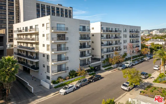 $549,900 | 1115 South Elm Drive, Unit 417, Los Angeles, CA 90035