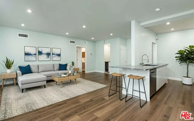 $549,900 | 1115 South Elm Drive, Unit 417, Los Angeles, CA 90035