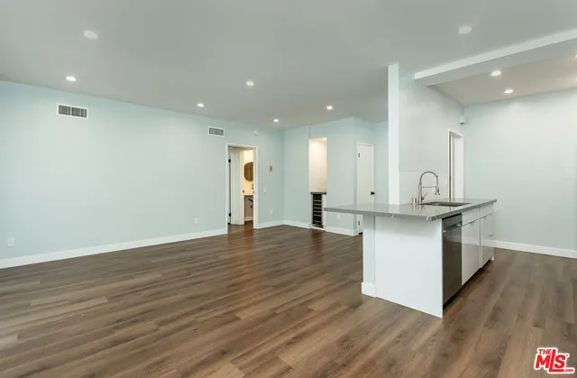 $549,900 | 1115 South Elm Drive, Unit 417, Los Angeles, CA 90035