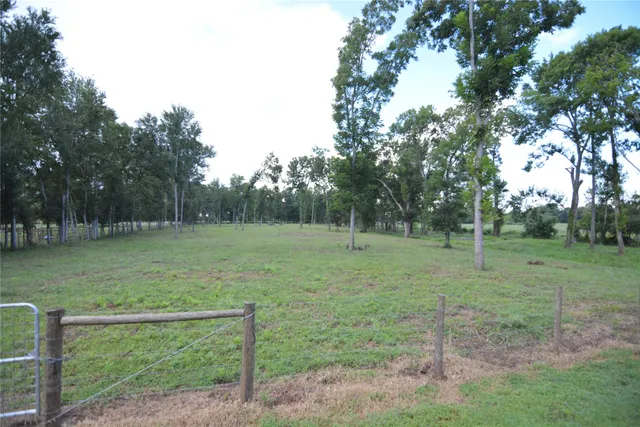 a view of outdoor space