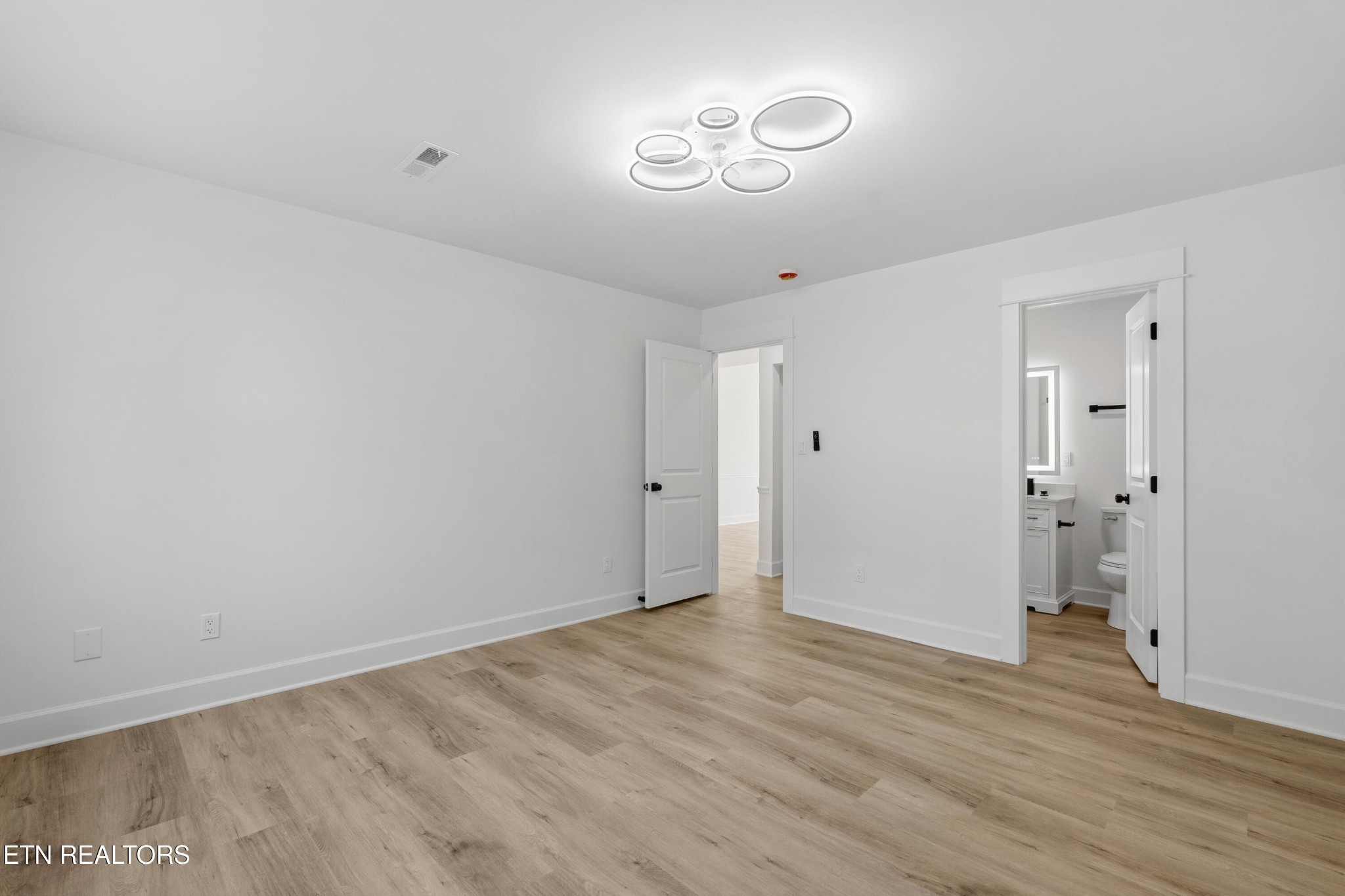 103 Hanover Place Oak Ridge, TN 37830 - Photo 13 of 25 Gallery Image 13