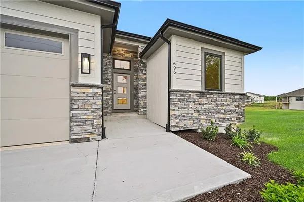 $465,500 | 696 Salem Road, Lawson, MO 64062