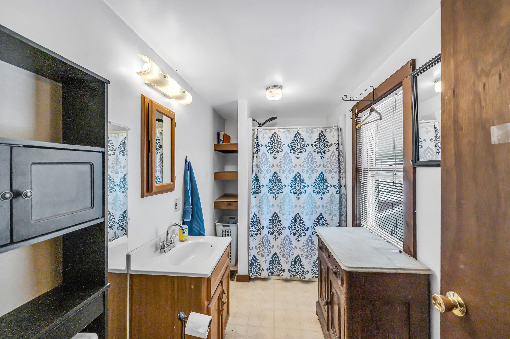 44 Russell Road Guilford, VT 05301 - Photo 21 of 34