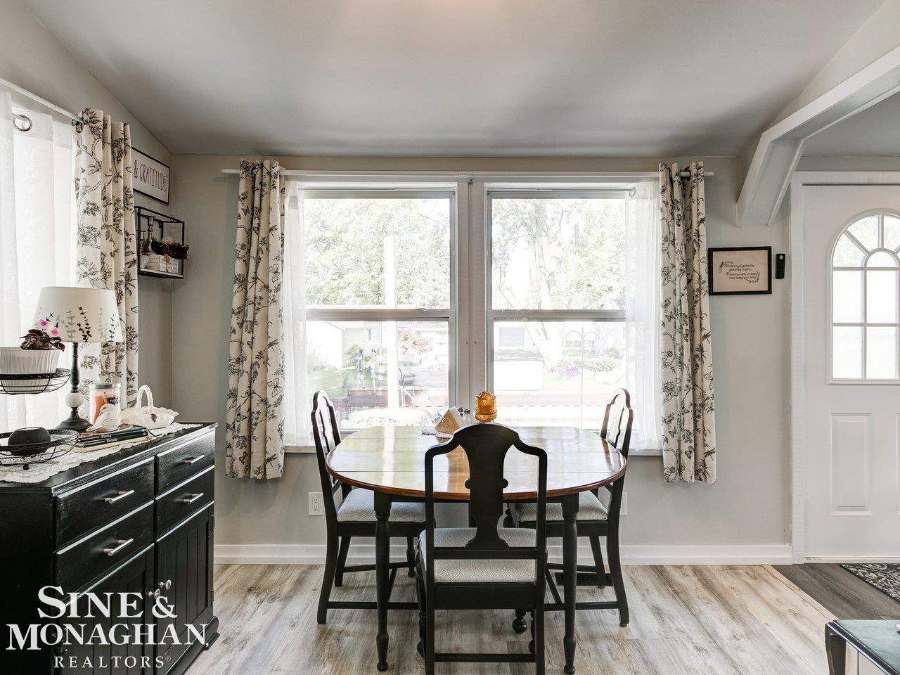 149 Kenyon Road Algonac, MI 48001 - Photo 13 of 37 50175142-e7596df1-3739-49ec-a9b7-e496dcca5ea9.JPG
