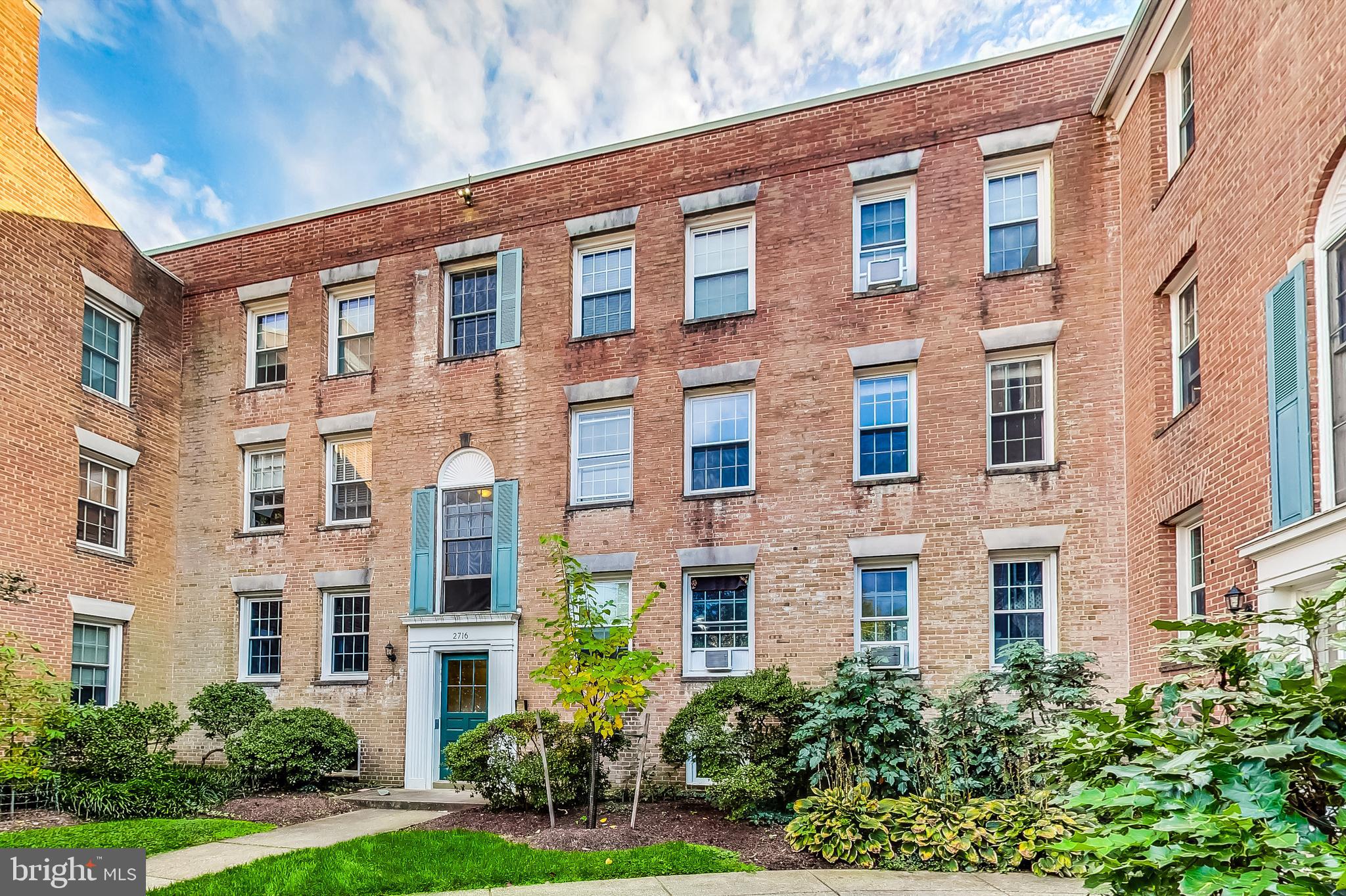 2716 Ordway Street Northwest, Unit 4 Washington, DC 20008 - Photo 2 of 26 Facade view