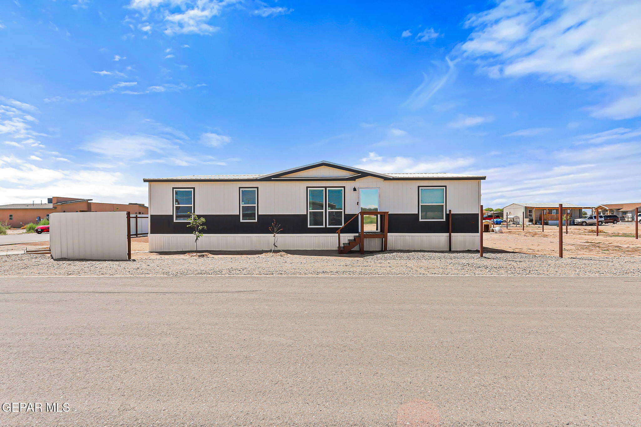 3-web-or-mls-Canon Canon EOS RP (2261)