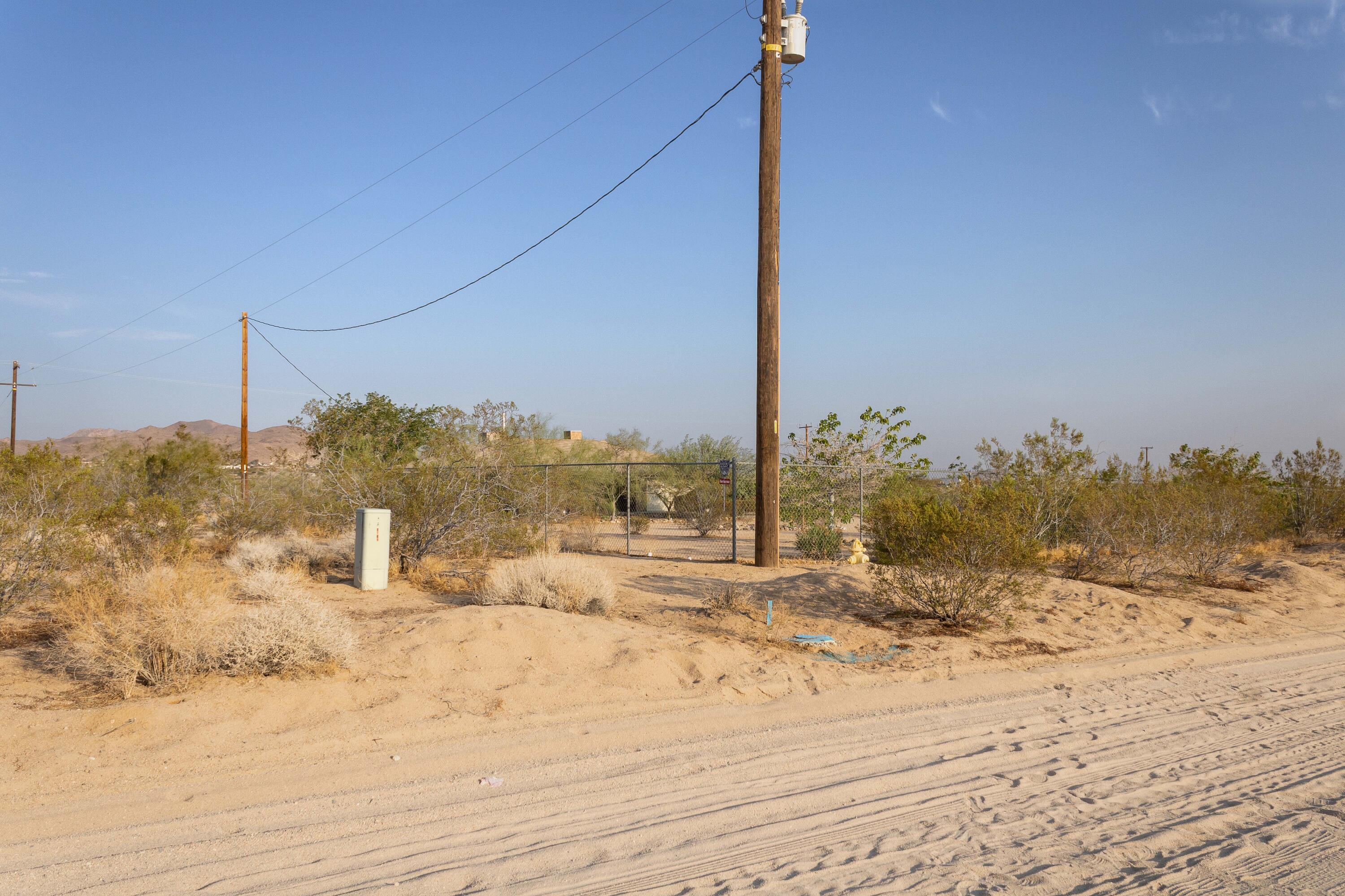 56720 Amargon Road Landers, CA 92285 - Photo 17 of 25 IMG_1462