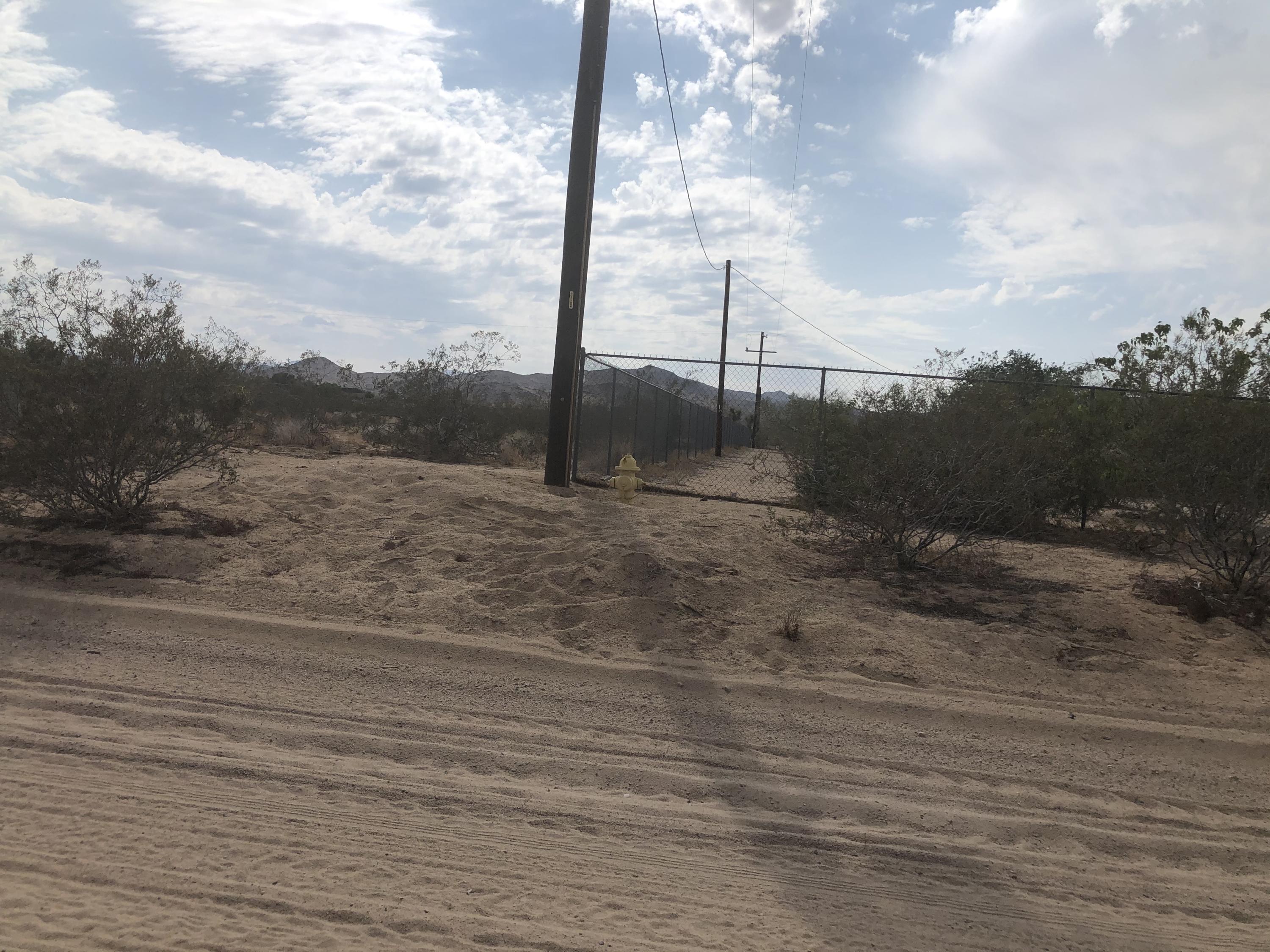 56720 Amargon Road Landers, CA 92285 - Photo 18 of 25 IMG_4737