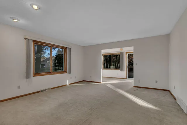 $299,900 | 500 5th Street North, Sartell, MN 56377