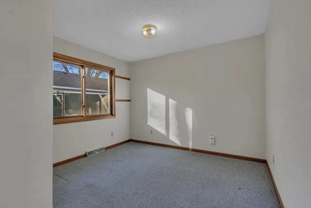 $299,900 | 500 5th Street North, Sartell, MN 56377