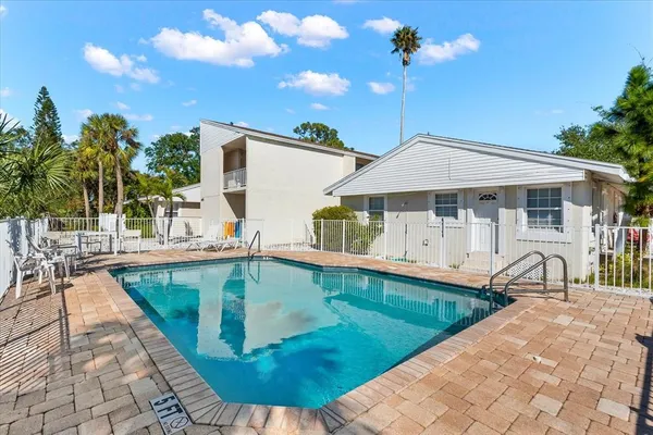 $370,000 | 6451 Elmwood Avenue, Unit H, Sarasota, FL 34231