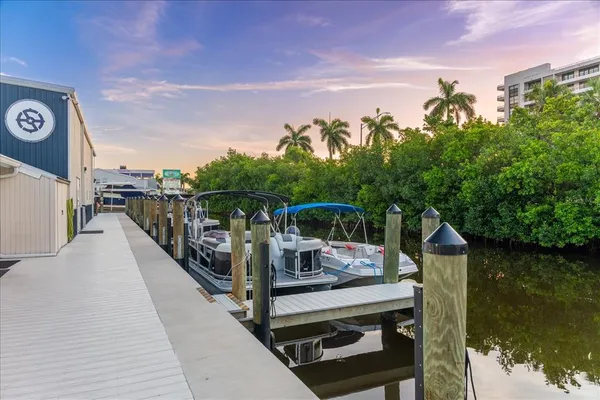 $370,000 | 6451 Elmwood Avenue, Unit H, Sarasota, FL 34231