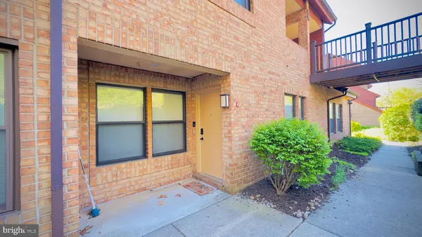 $2,350 | 7555 Weather Worn Way, Unit A, Columbia, MD 21046