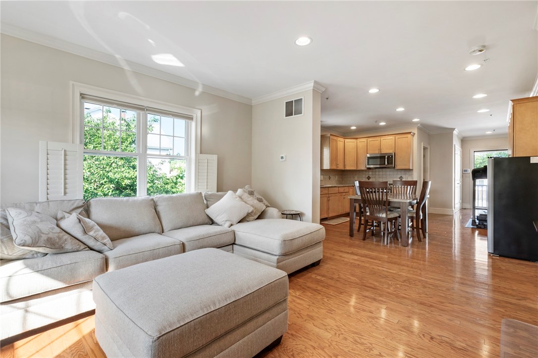 50 Clemence Street, Unit 50 Cranston, RI 02920 - Photo 3 of 17