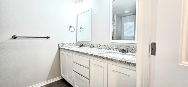 $2,095 | 136 Mike Warner Drive, Burnet, TX 78611