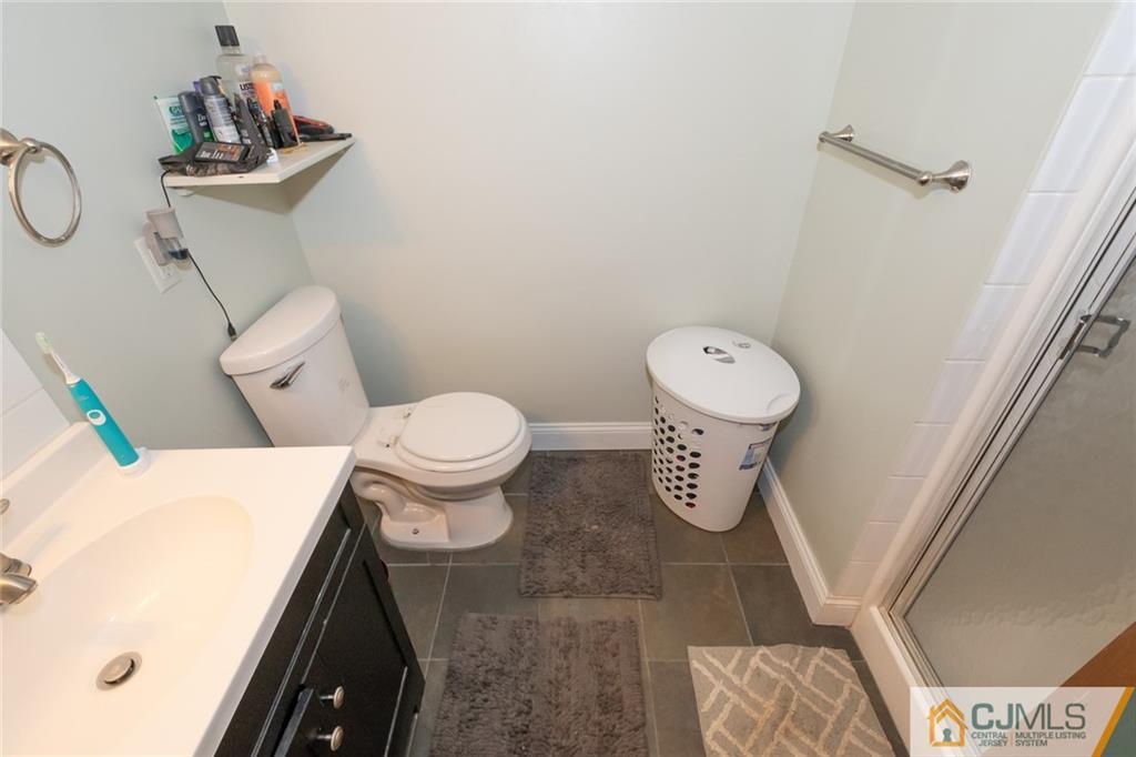 279 Plainfield Road Edison, NJ 08820 - Photo 31 of 43
