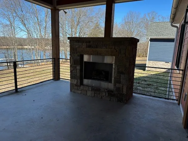 $1,099,000 | 171 Cypress Point Drive, Winchester, TN 37398