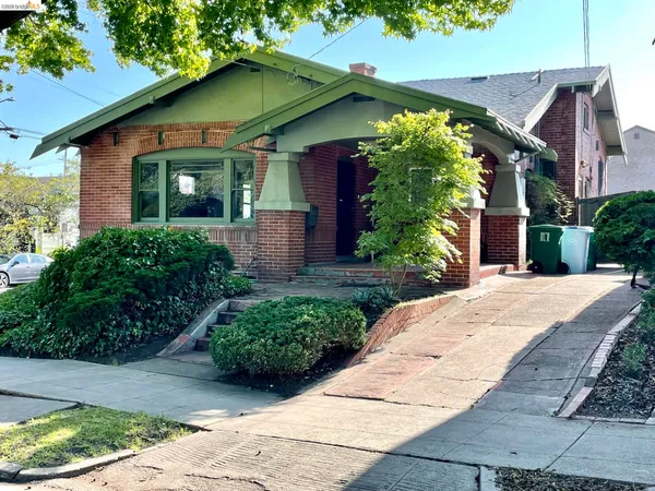 $899,000 | 2350 Spaulding Avenue, Berkeley, CA 94703