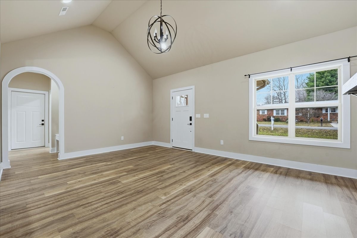 105 Lakeview Drive Decherd, TN 37324 - Photo 10 of 43