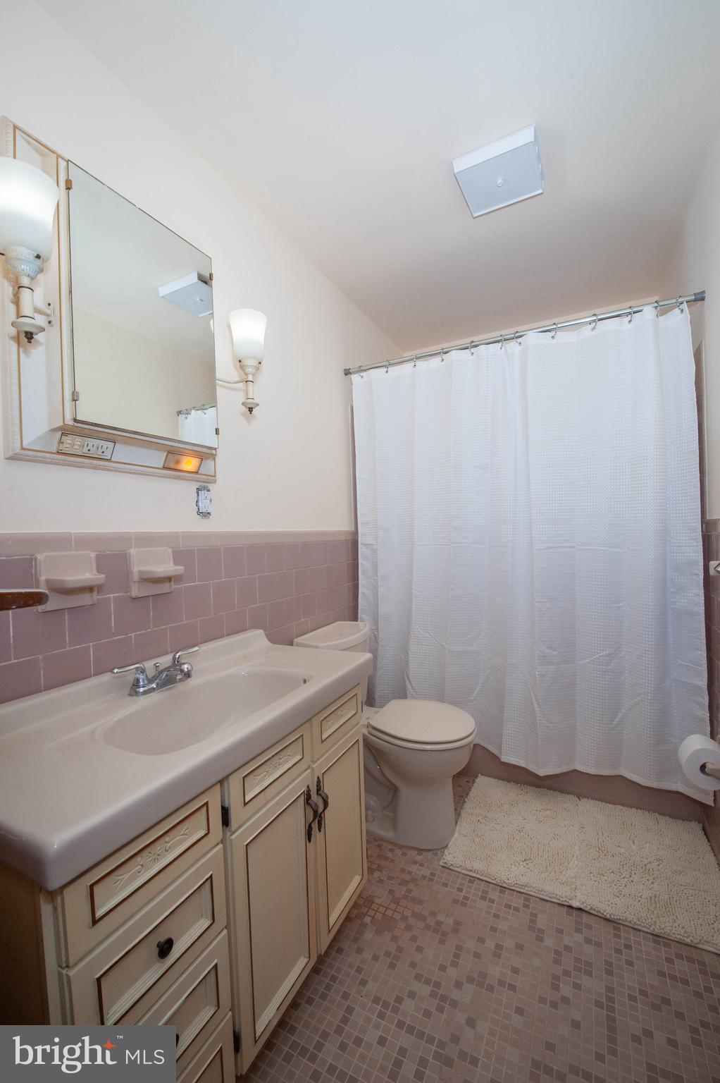 825 Danza Road Severn, MD 21144 - Photo 9 of 32 Gallery Image 9