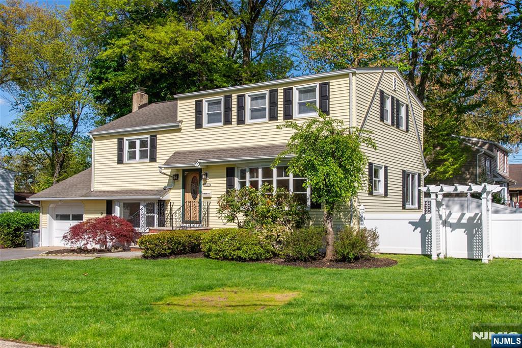 8 Pershing Street Emerson, NJ 07630 - Photo 24 of 25