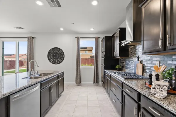 $776,000 | 607 Mono Street, Manteca, CA 95337