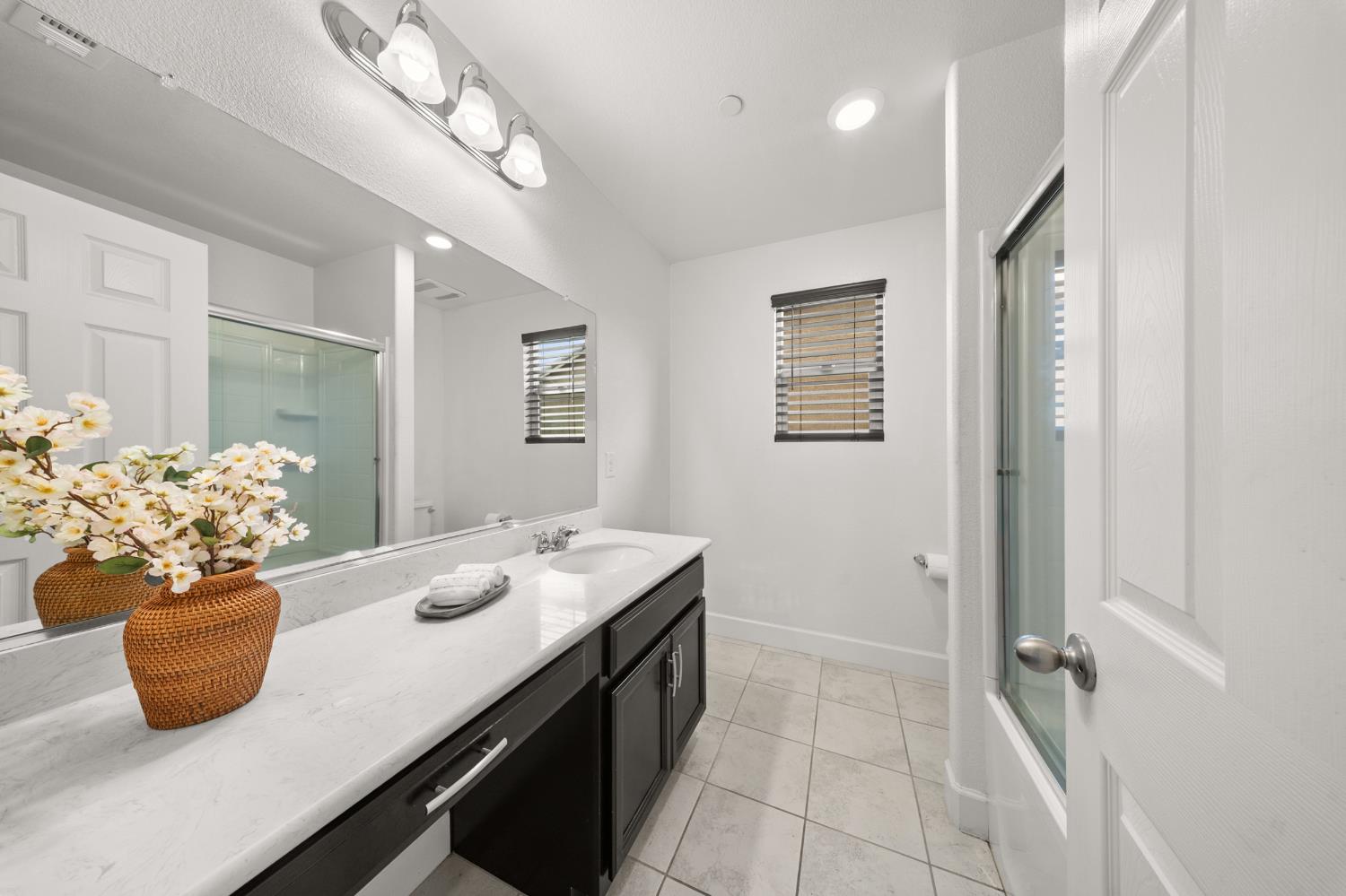 607 Mono Street Manteca, CA 95337 - Photo 37 of 70