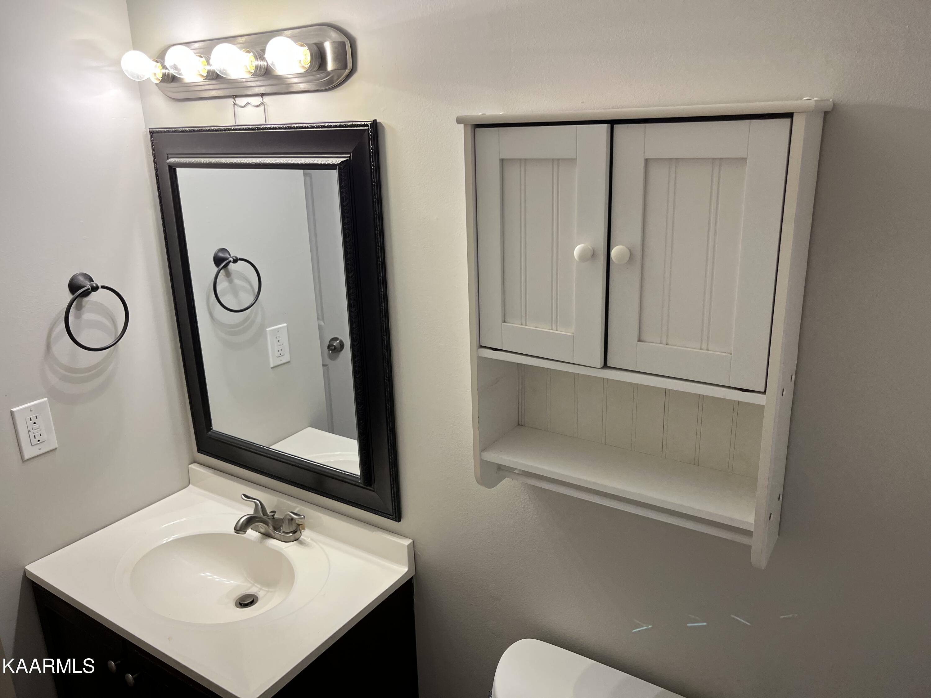 351 Walnut Valley Road Clinton, TN 37716 - Photo 17 of 23 17