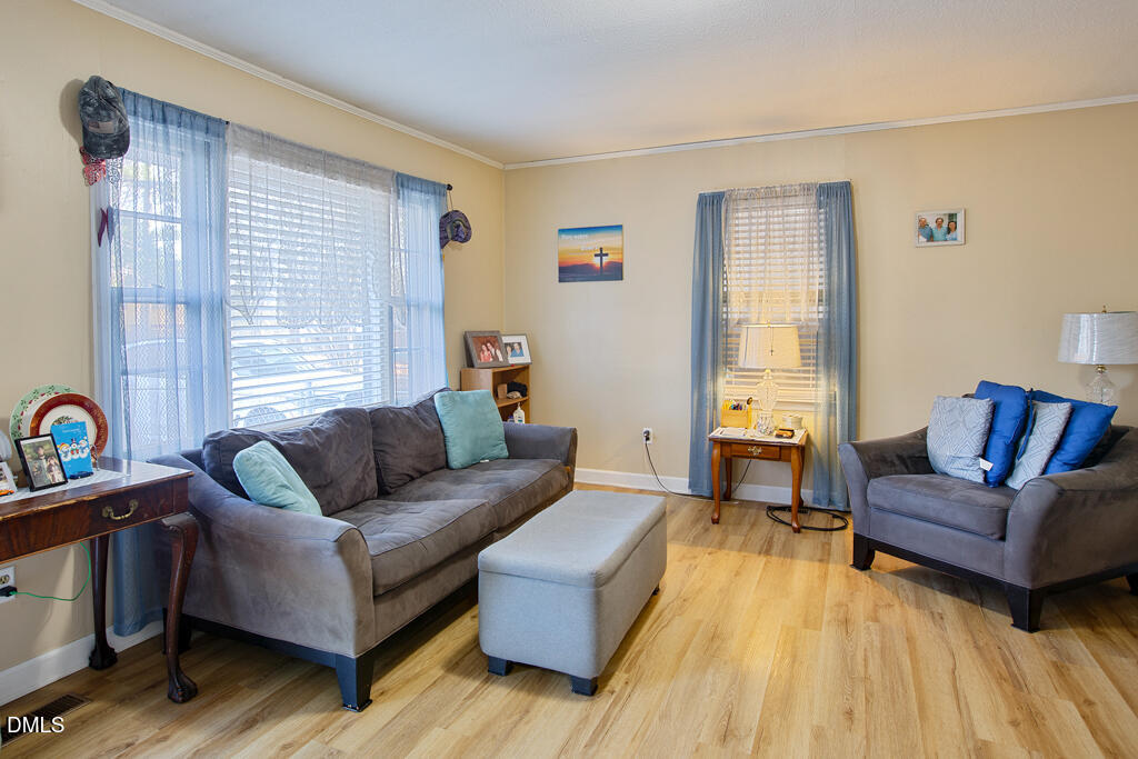 1727 Pinecrest Road Henderson, NC 27536 - Photo 3 of 14 MLS_1727 Pinecrest-6