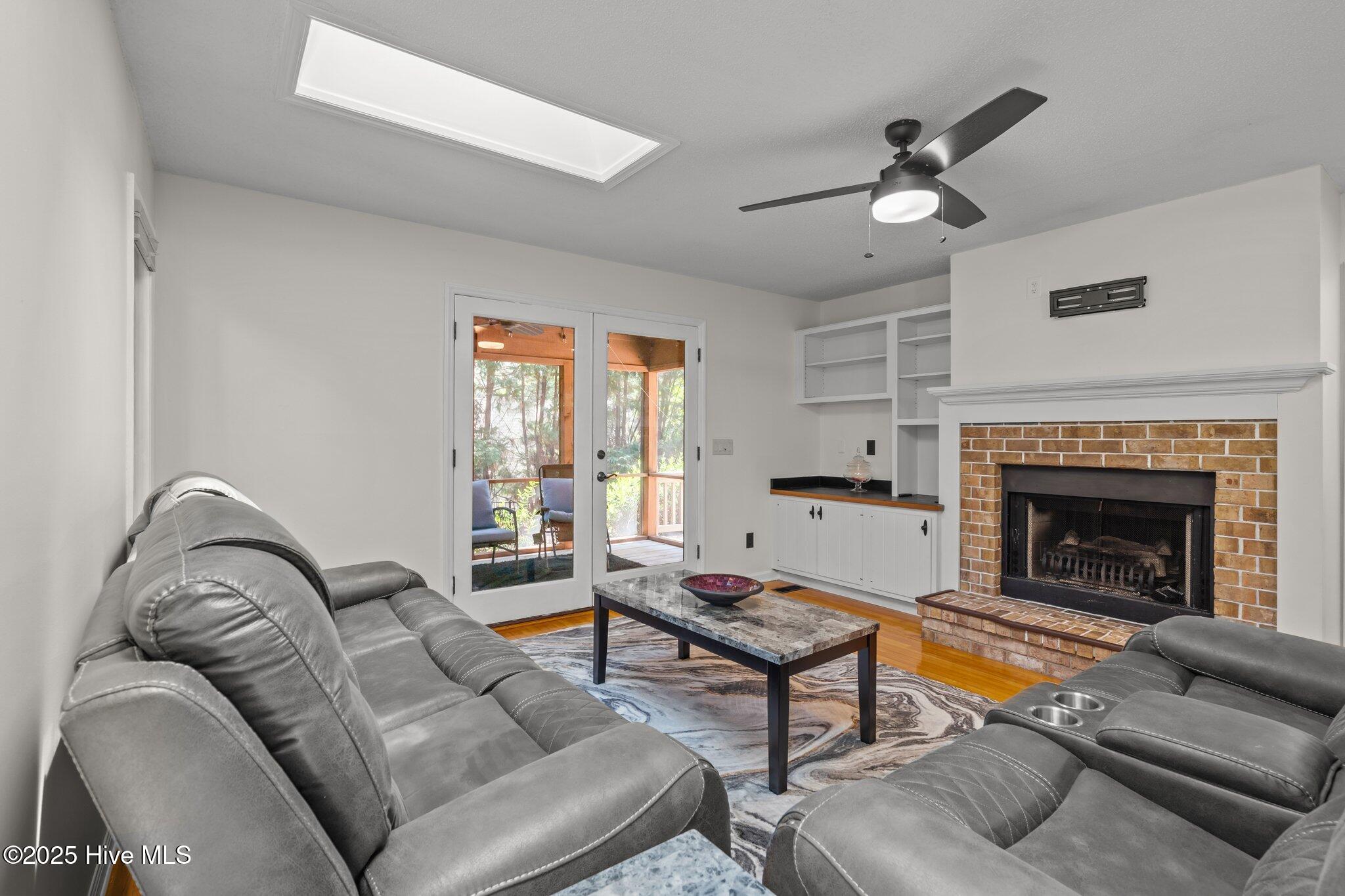 245 Juniper Creek Boulevard Pinehurst, NC 28374 - Photo 10 of 31 18-web-or-mls-DSC02969