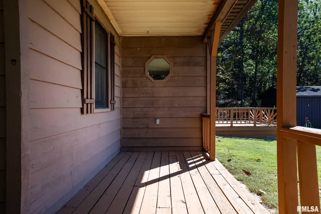 $260,000 | 870 Allen Road, Galatia, IL 62935