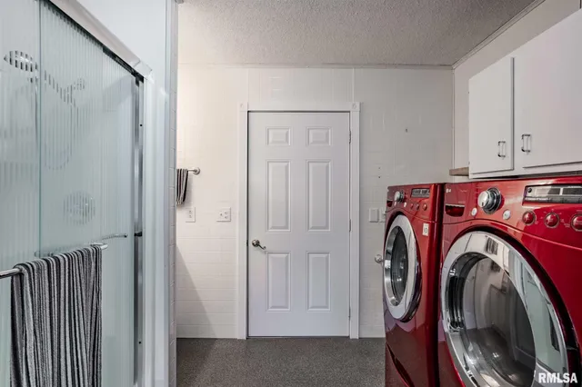 $260,000 | 870 Allen Road, Galatia, IL 62935