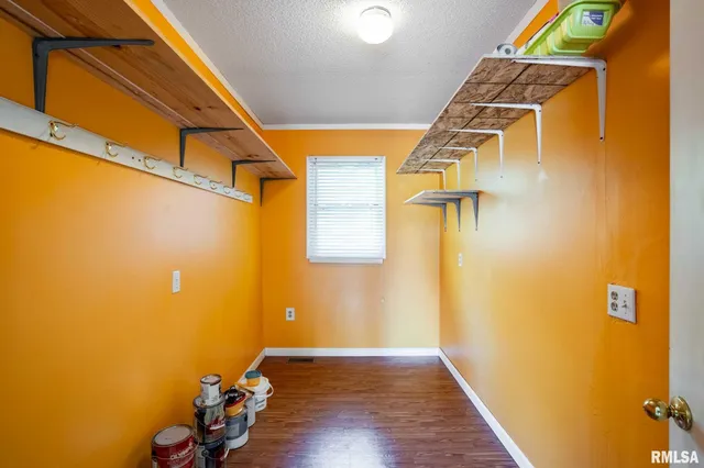 $260,000 | 870 Allen Road, Galatia, IL 62935