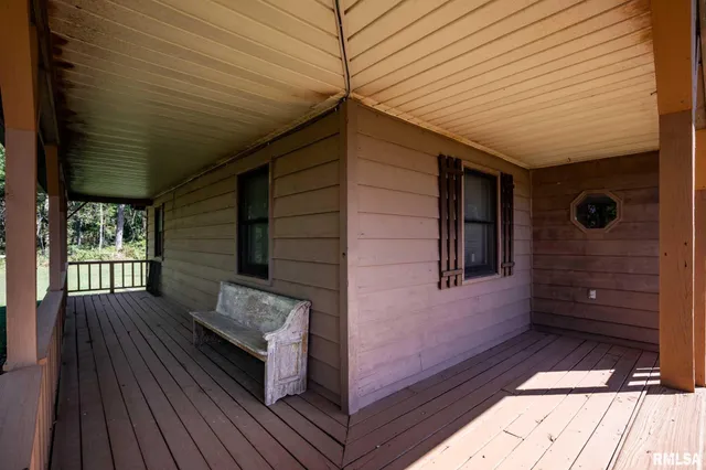 $260,000 | 870 Allen Road, Galatia, IL 62935