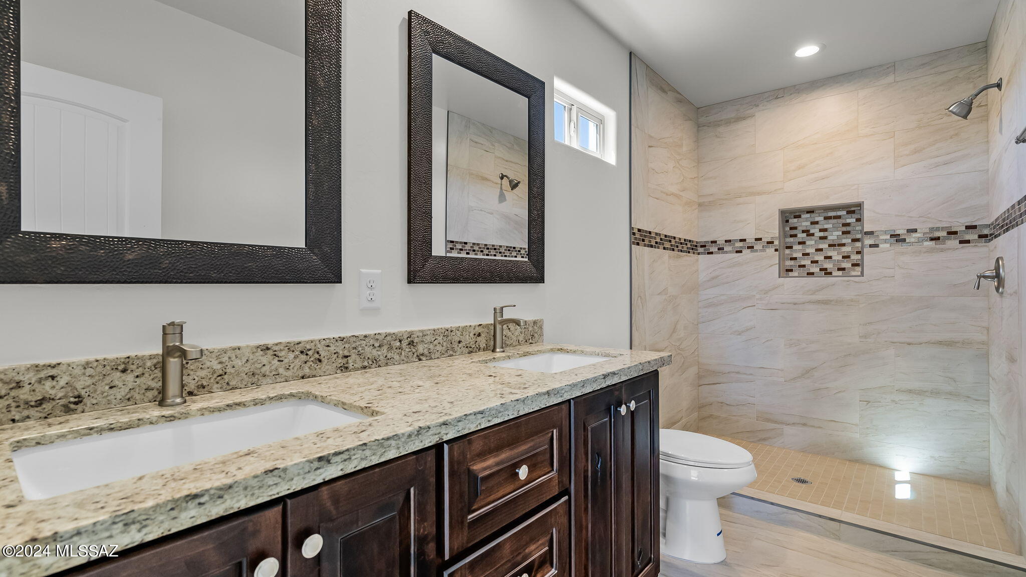 1376 Pia Court Rio Rico, AZ 85648 - Photo 7 of 11