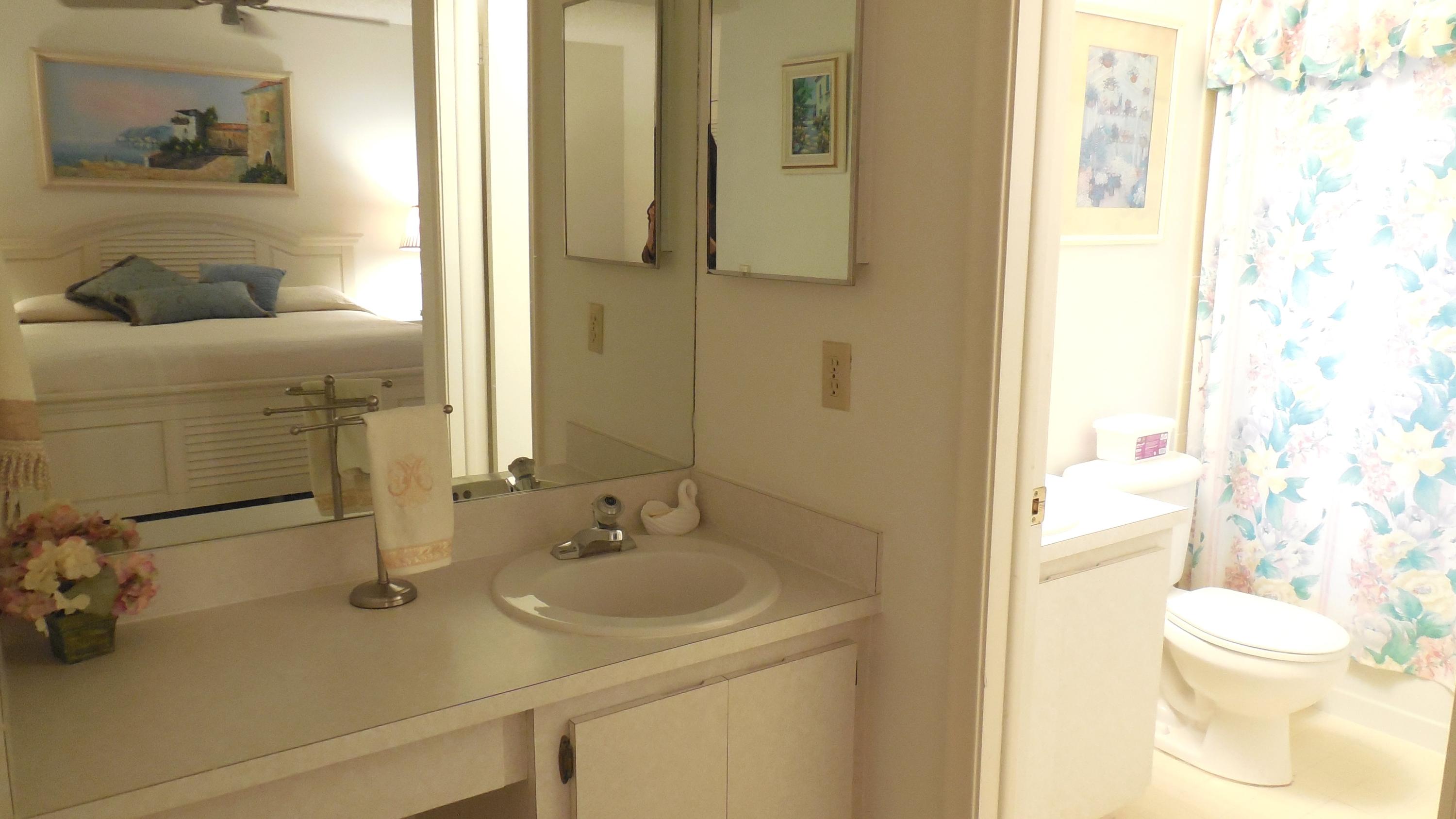 18090 Grove Avenue Boca Raton, FL 33498 - Photo 16 of 38 DSCN8037