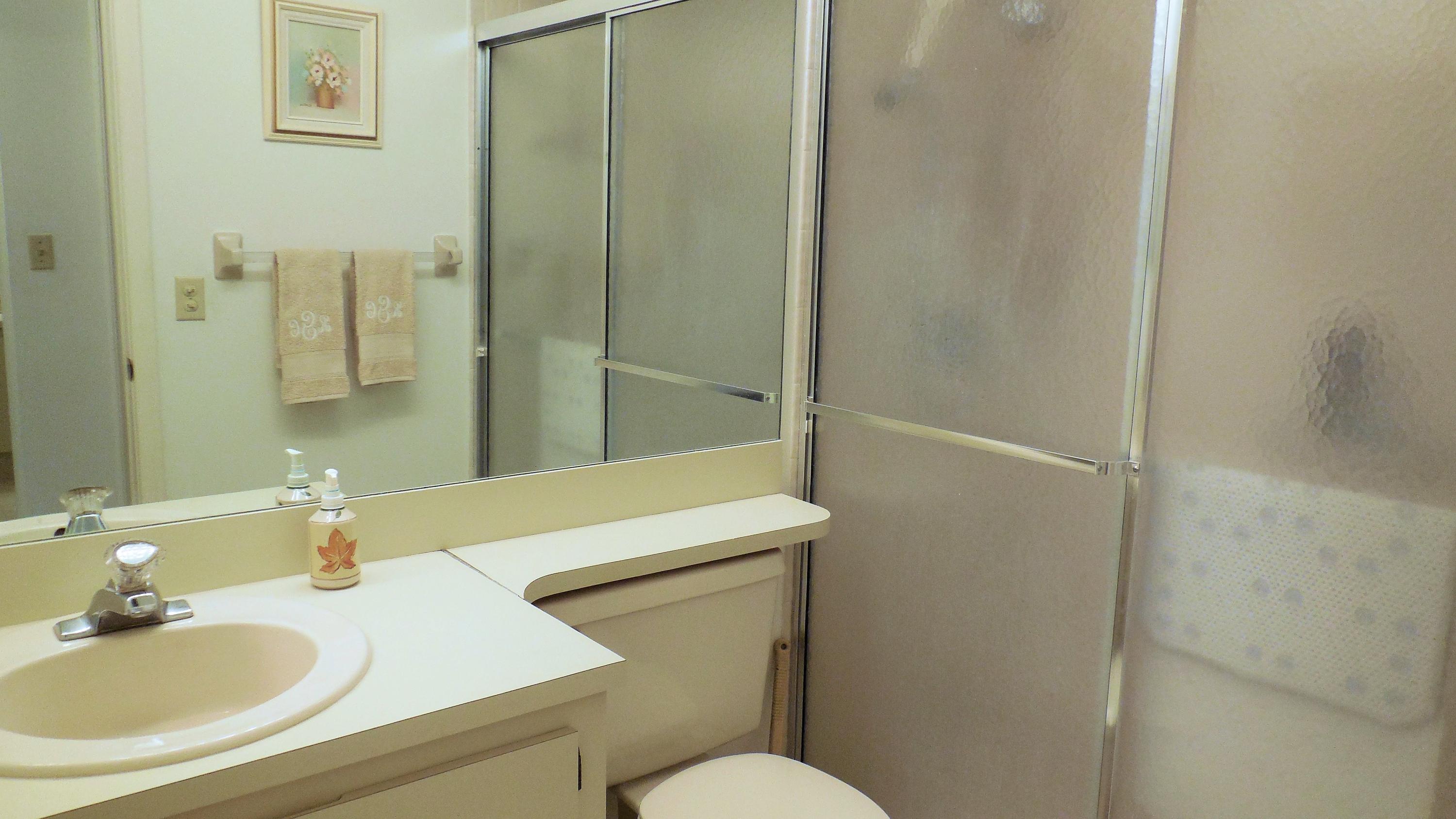 18090 Grove Avenue Boca Raton, FL 33498 - Photo 21 of 38 DSCN8029