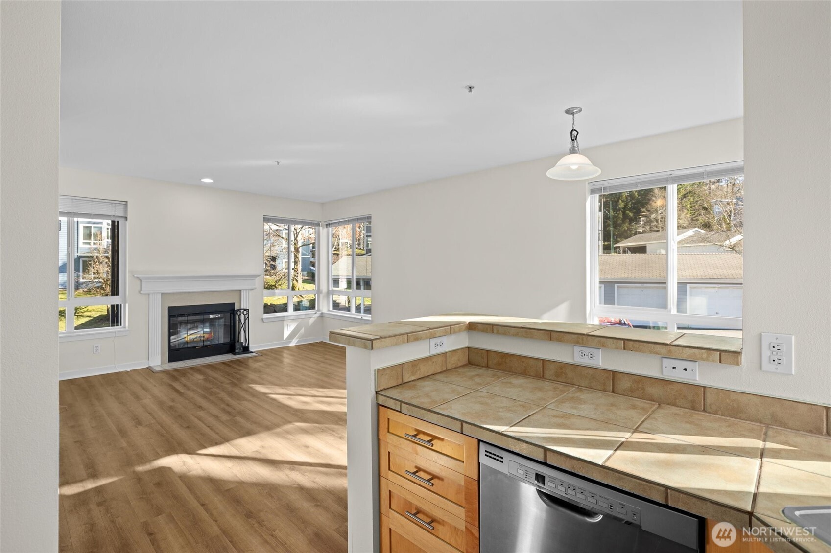 3906 243rd Place Southeast, Unit P201 Bothell, WA 98021 - Photo 11 of 26 Gallery Image 11