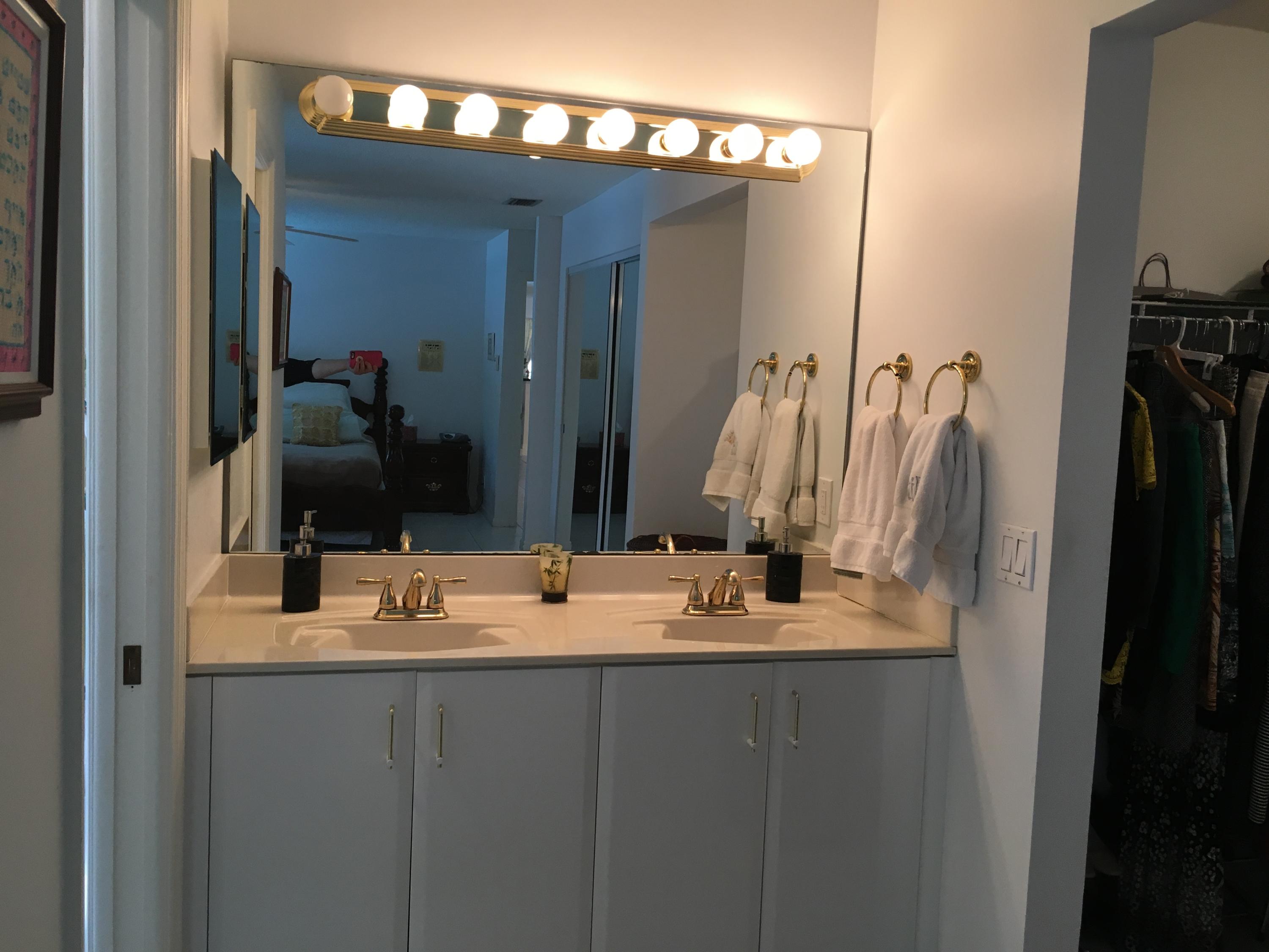 7511 London Lane Boca Raton, FL 33433 - Photo 9 of 24 image