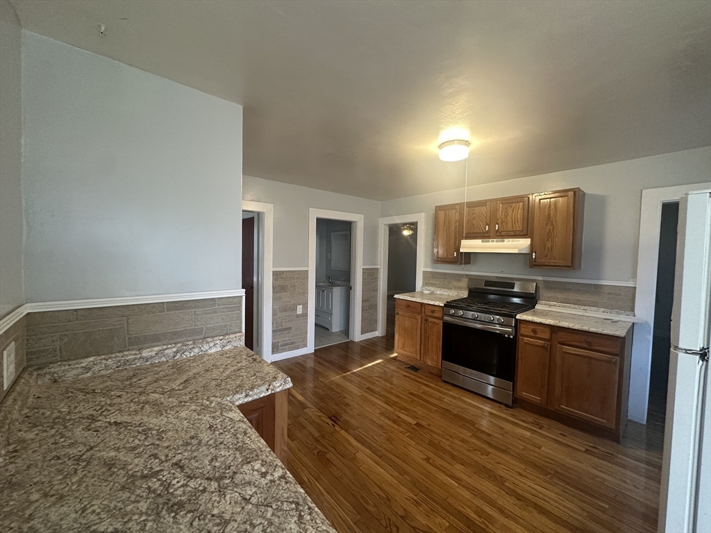 1 Eames Street Worcester, MA 01603 - Photo 2 of 24