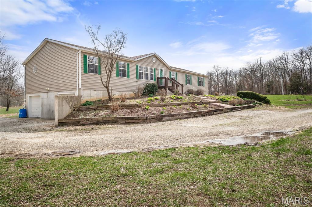 346 Bethel Road Hawk Point, MO 63349 - Photo 13 of 66