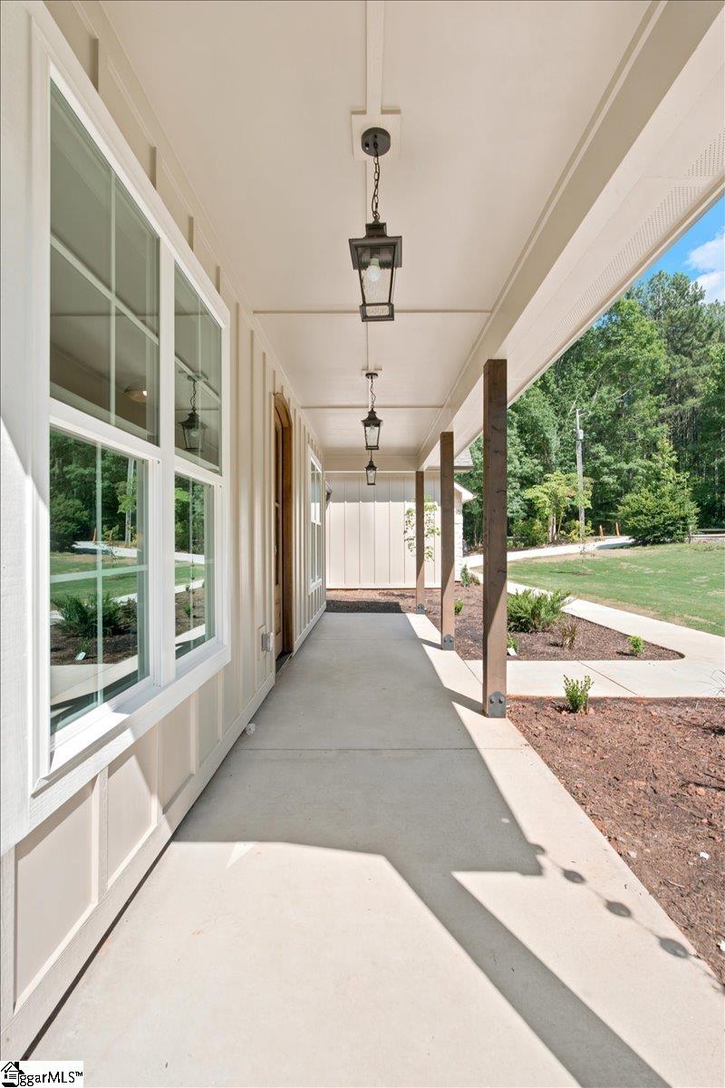 4742 Jordan Road Greer, SC 29651 - Photo 5 of 41